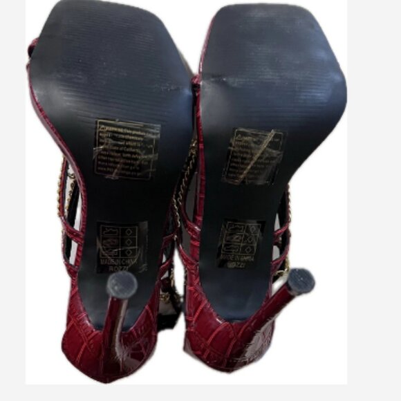 Fashion Nova Heels Stiletto Women's Size 6 Red Faux Croc Chains 4.5" Heel Buckle - Picture 4 of 8